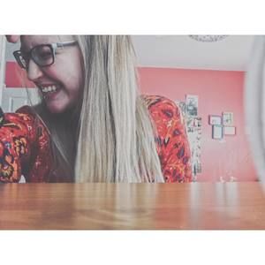 Meet your Posher, Emma